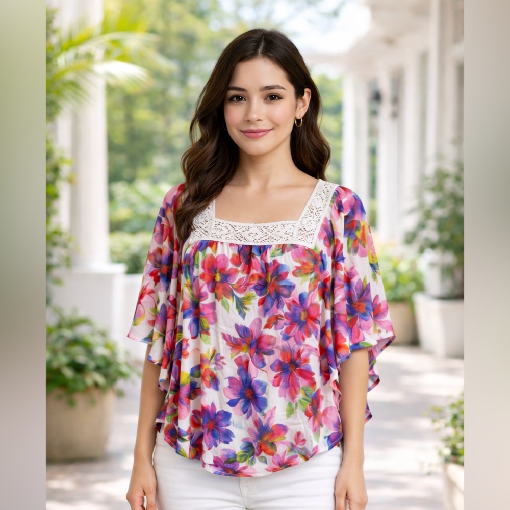 Signature Studio Multicolor Floral Blouse with Lace
